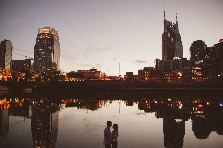 nashville skyline engagement pictures